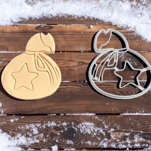 BOŽIĆNE MODLICE RAZLIČITIH OBLIKA