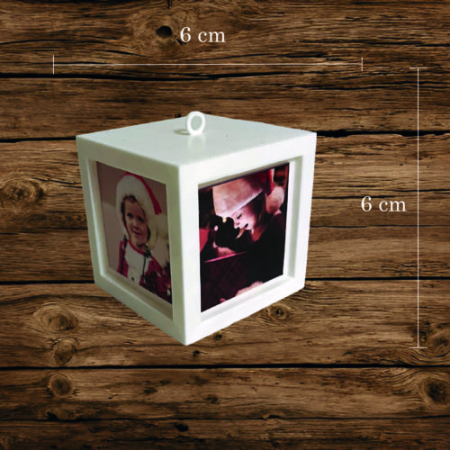 PERSONALIZIRANI UKRAS ZA BOR – VISEĆA KOCKA SA SLIKAMA