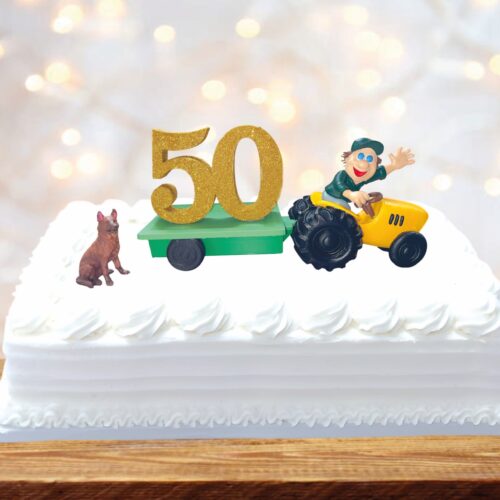 SET FIGURICA ZA TORTU  TRAKTORISTA S PRIKOLICOM I BROJEM