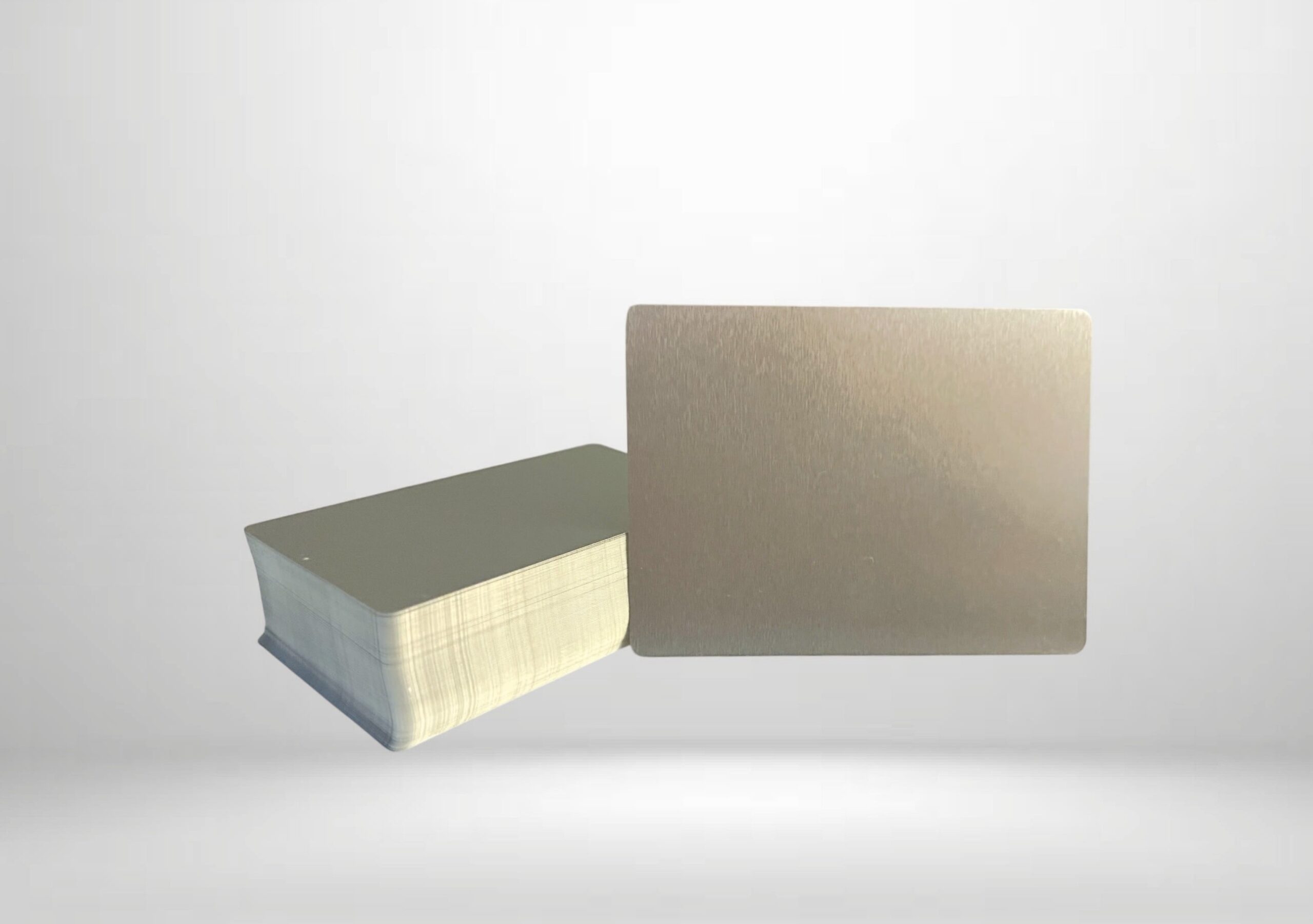 PERSONALIZIRANA GRAVURA NA ALUMINIJSKE VIZITKE - SREBRNA